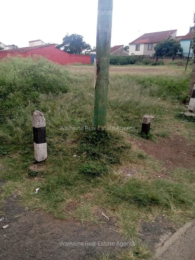 4 Bed House with Garden at Phase 5 - 6