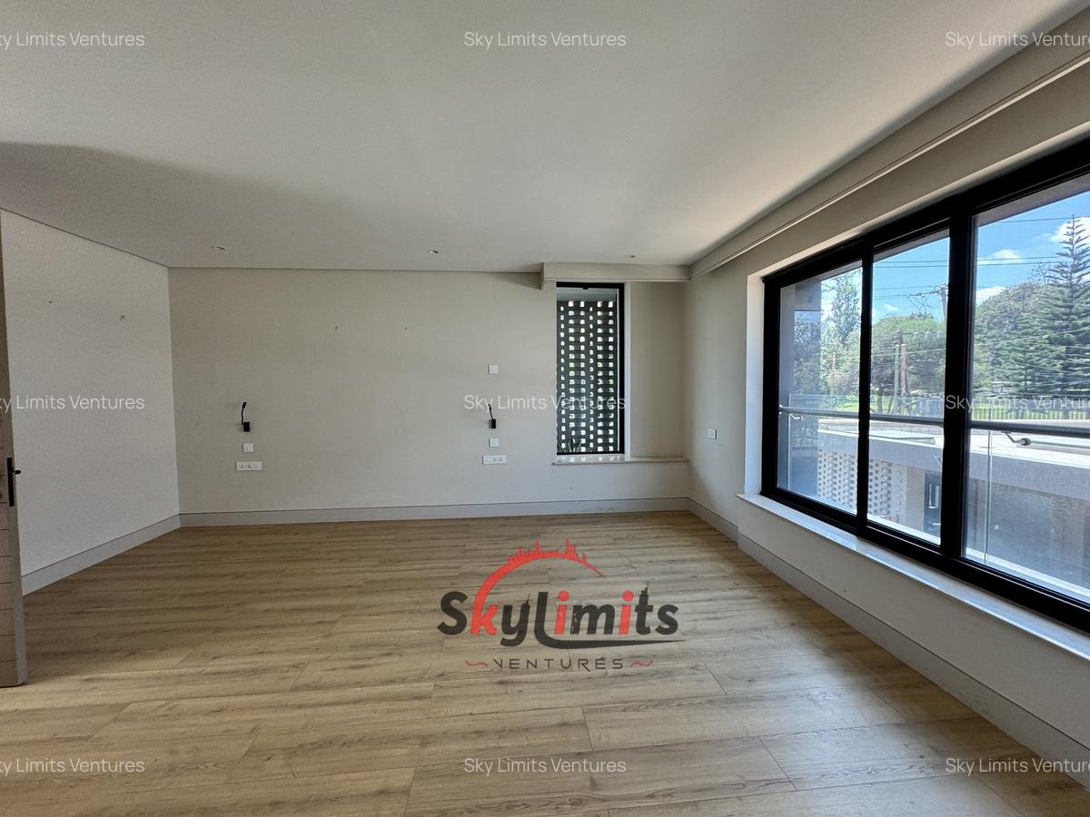 5 Bed Villa with En Suite at Spring Valley - 11