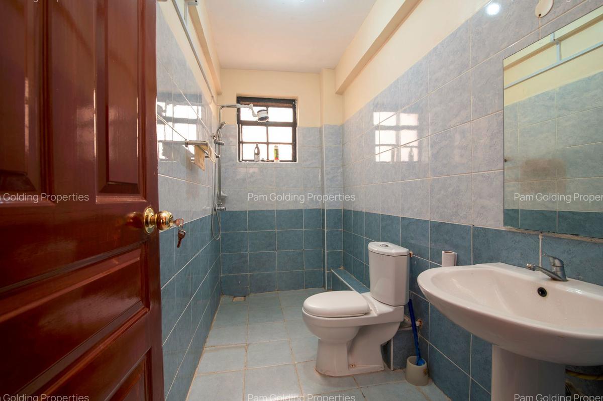 3 Bed Apartment with En Suite at Bejing Road - 12