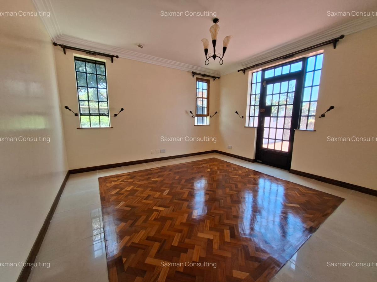 5 Bed House with Staff Quarters in Runda - 10