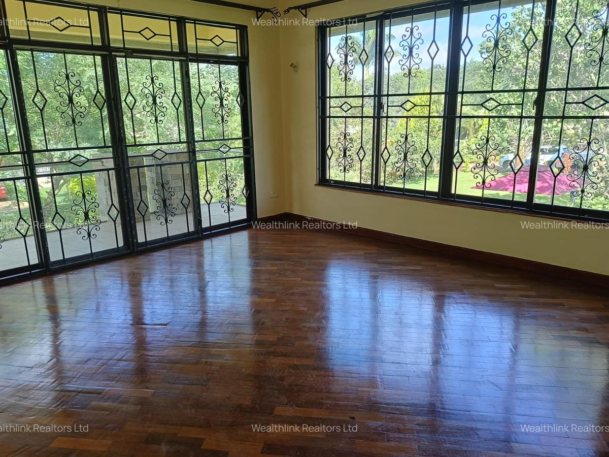 4 Bed Townhouse with Swimming Pool at Ridgeways - 7