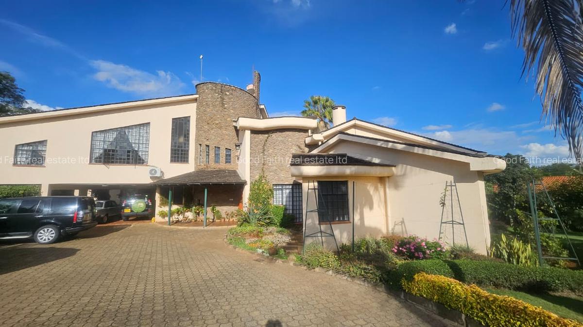 4 Bed House with En Suite in Runda - 6
