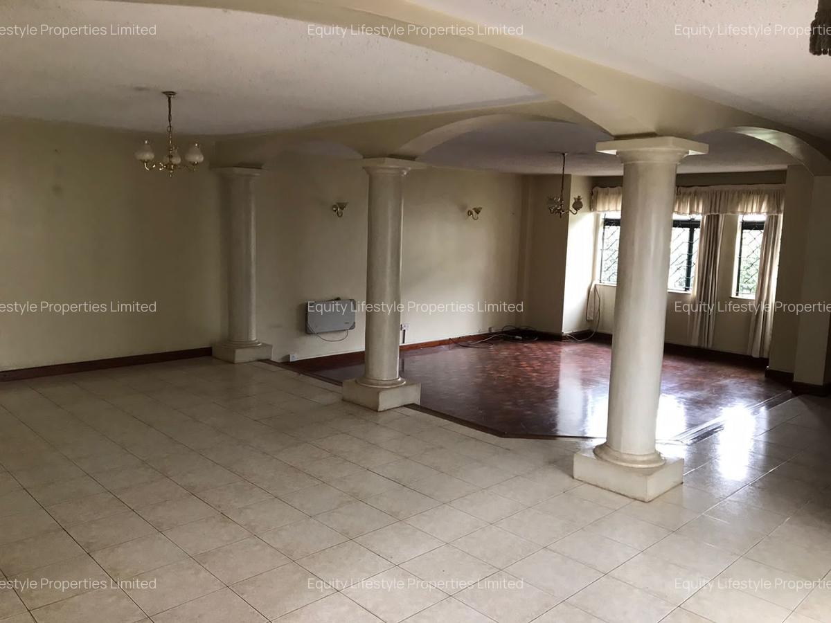 5 Bed Townhouse with Staff Quarters in Spring Valley - 3