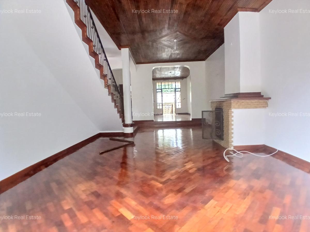 4 Bed Townhouse with En Suite at Lavington Green - 8
