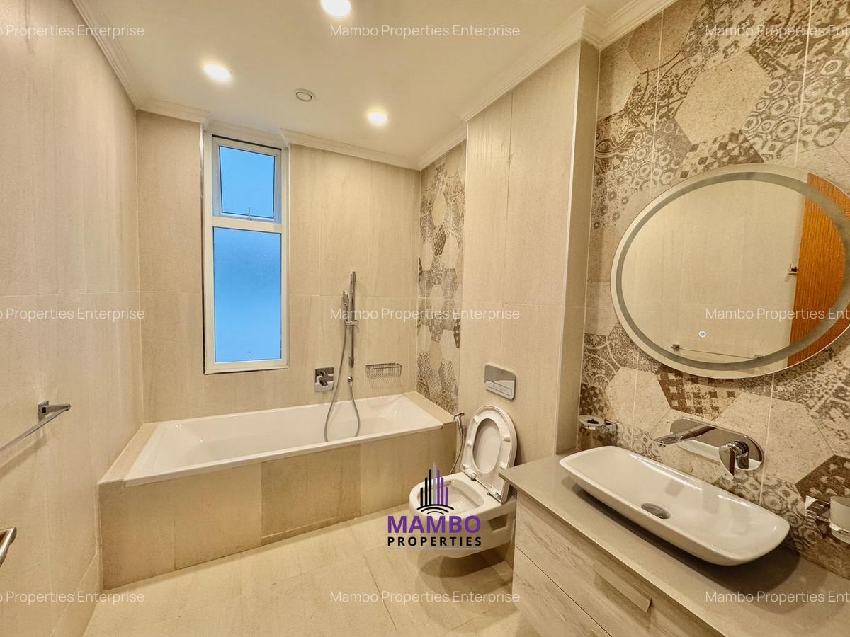 3 Bed Apartment with En Suite at City Park Drive - 11