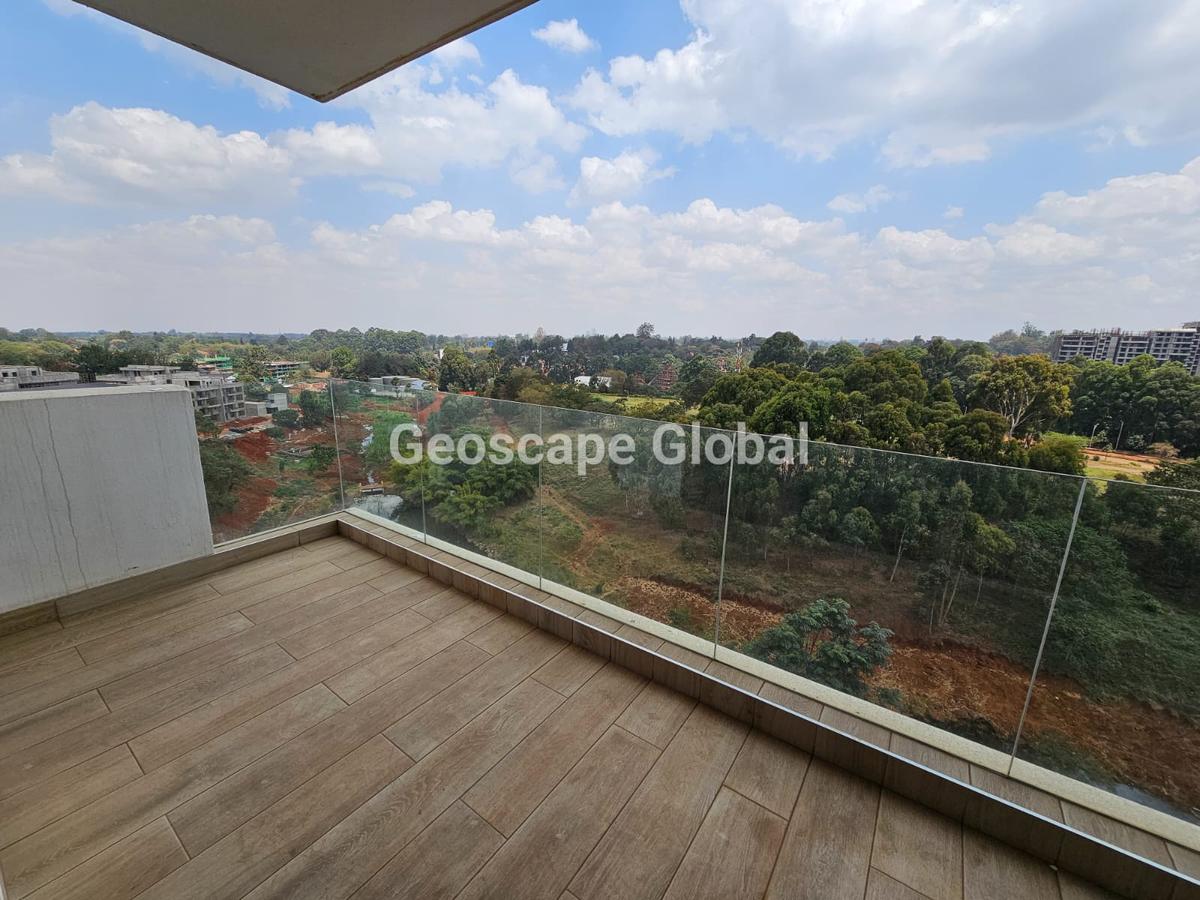 3 Bed Apartment with En Suite in Rosslyn - 16