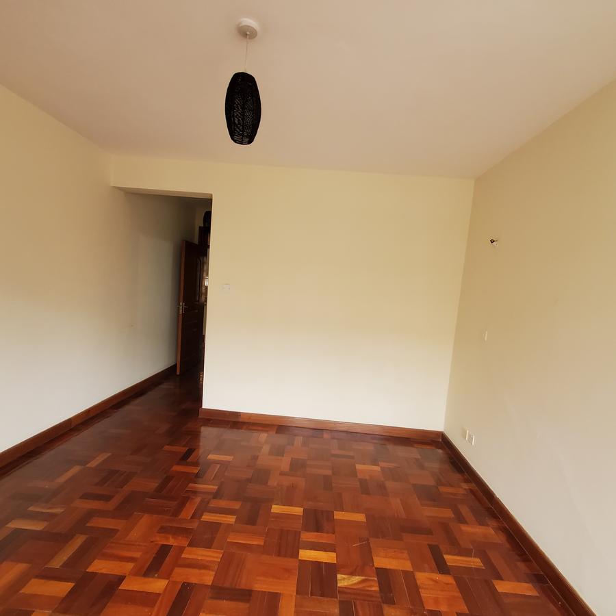 2 Bed Apartment with En Suite at Riverside Drive - 6