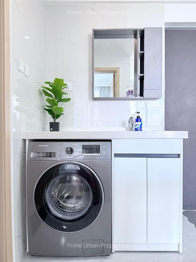 Serviced 1 Bed Apartment with En Suite in Westlands Area - 14