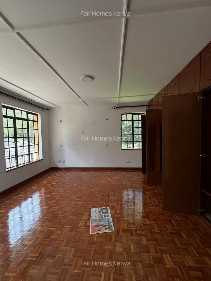 4 Bed Townhouse with En Suite at Lavington Green - 11