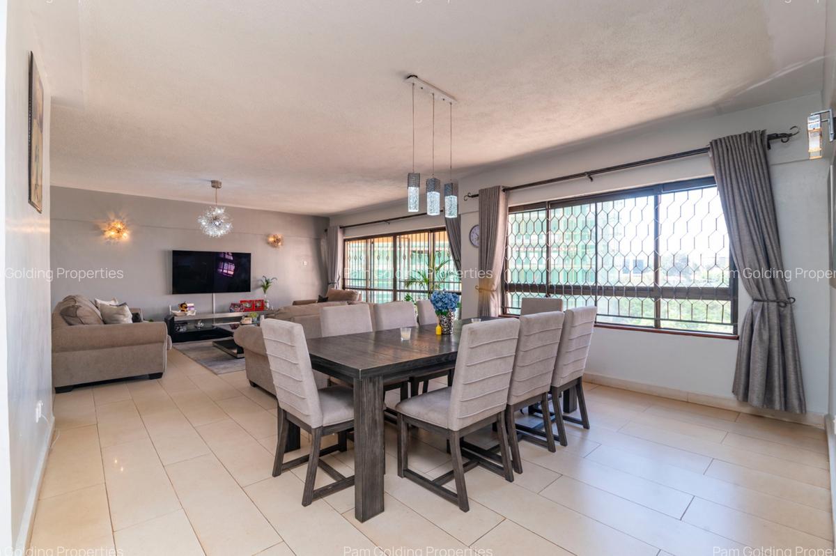 4 Bed Apartment with En Suite at Off East Church Road - 3