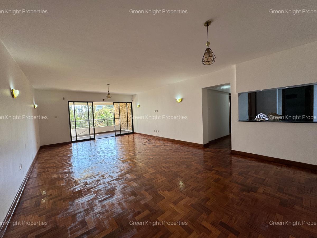 Serviced 3 Bed Apartment with En Suite in Kilimani - 1