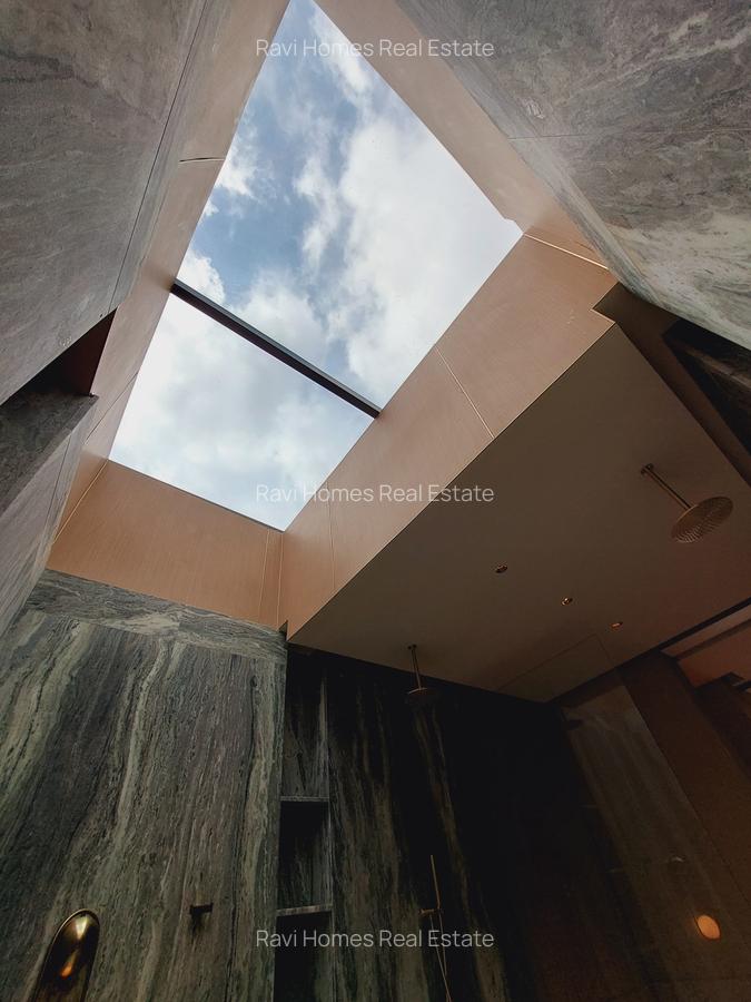 5 Bed Apartment with En Suite in Westlands Area - 12