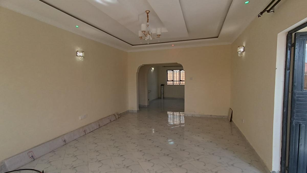 Serviced 3 Bed Apartment with En Suite at Acacia - 9