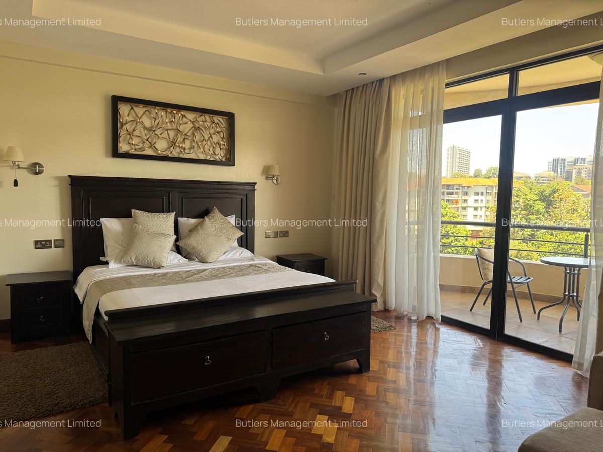 Furnished 3 Bed Apartment with En Suite in Riverside - 10