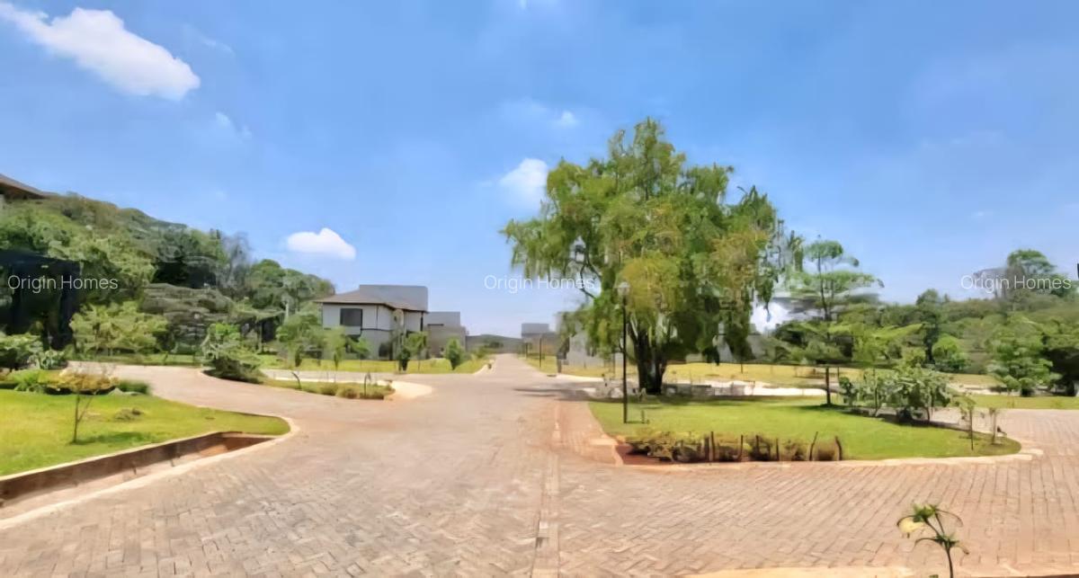 5 Bed Townhouse with En Suite at Karen - 17