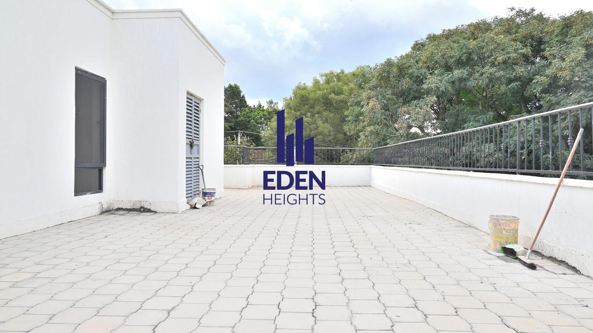 5 Bed Townhouse with En Suite in Loresho - 7