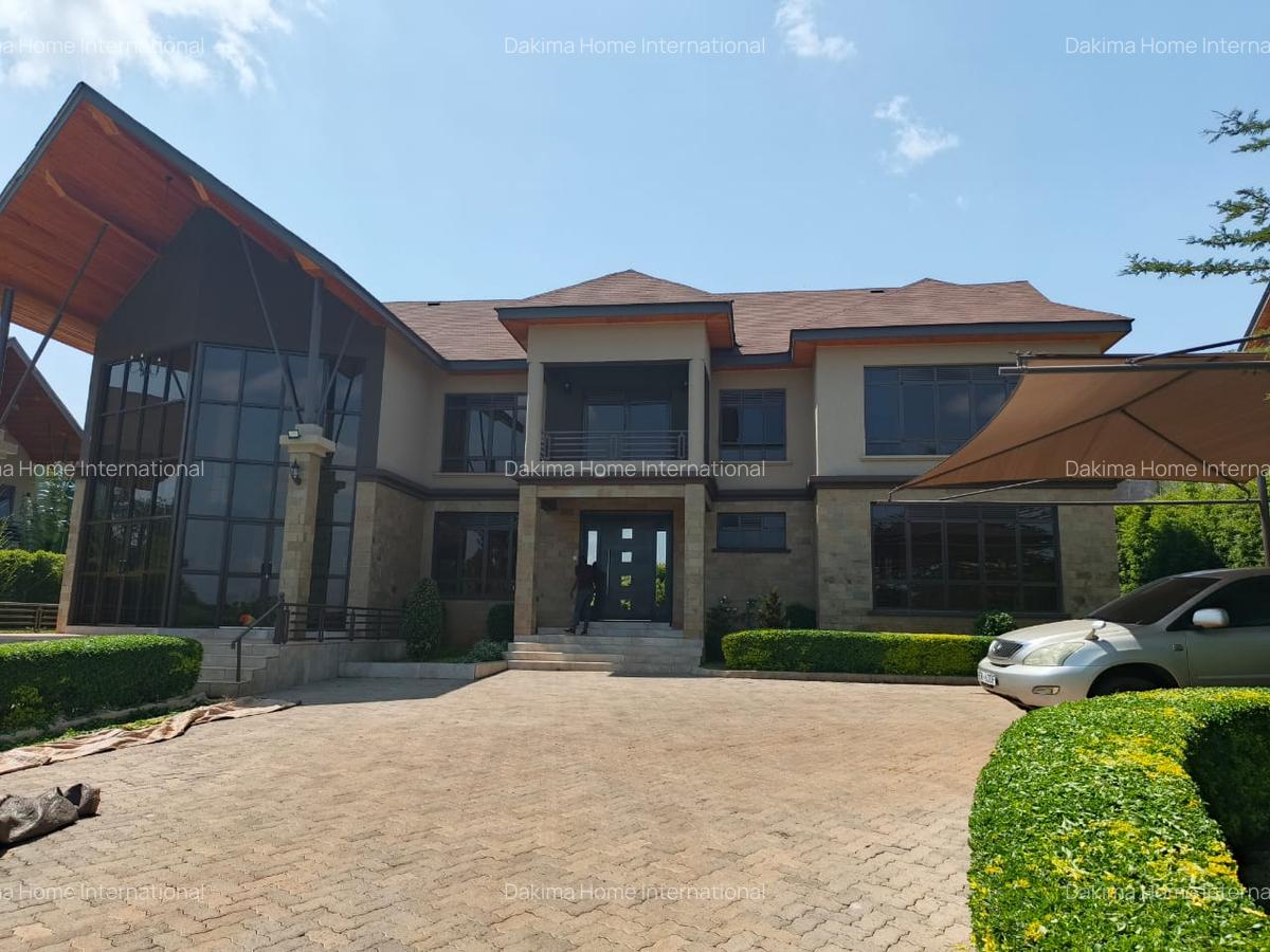 5 Bed Townhouse with En Suite in Runda - 1