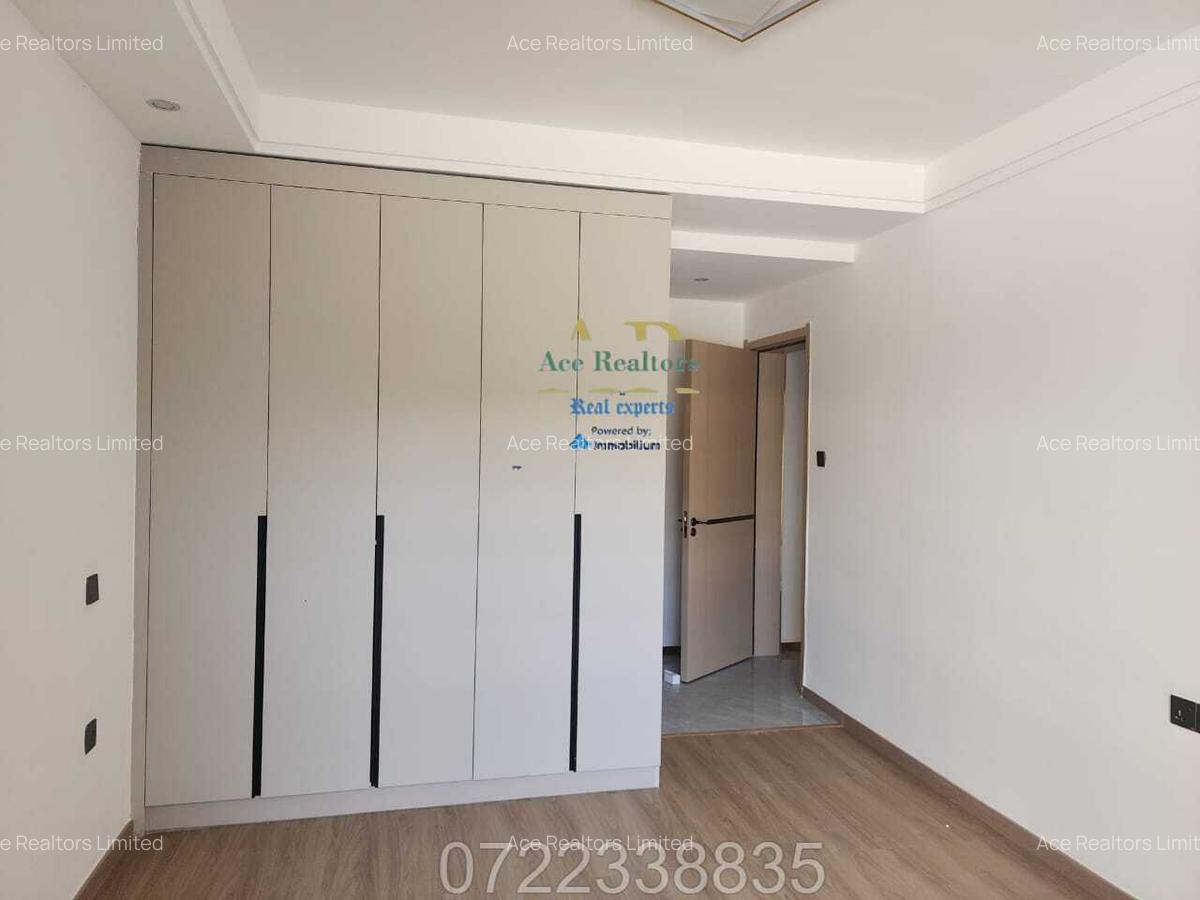 2 Bed Apartment with En Suite at Riverside - 9