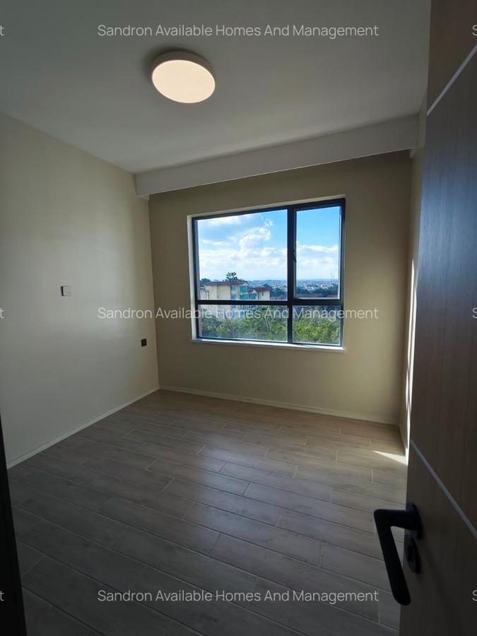 2 Bed Apartment with En Suite in Lavington - 16