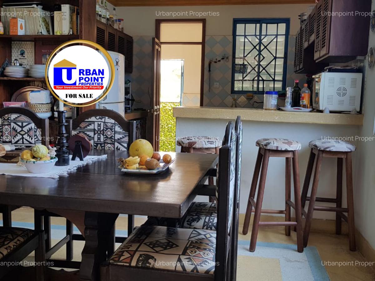 6 Bed Villa with En Suite in Nyali Area - 5