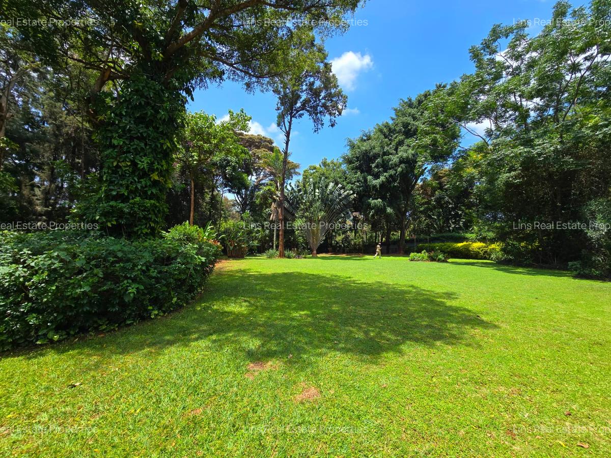4 Bed House with En Suite in Runda - 4