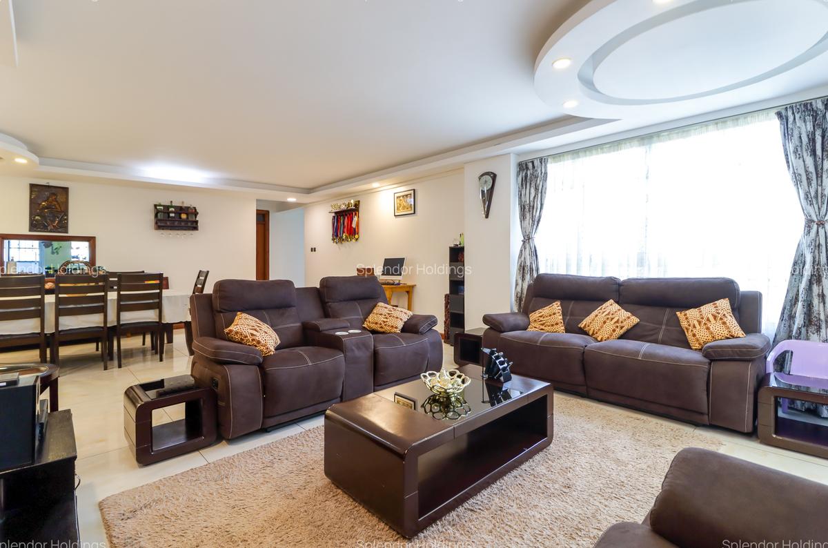 4 Bed Apartment with En Suite in Riverside - 3