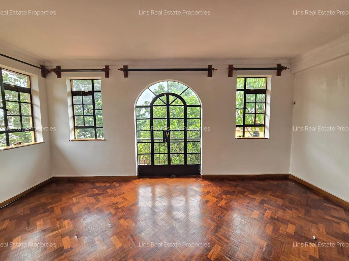 4 Bed Townhouse with En Suite in Kitisuru - 6