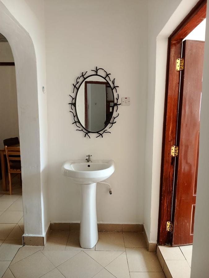 2 Bed House with En Suite in Karen - 5