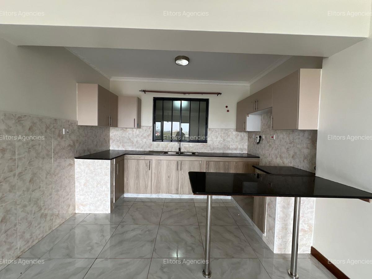 2 Bed Apartment with En Suite at School Lane - 4