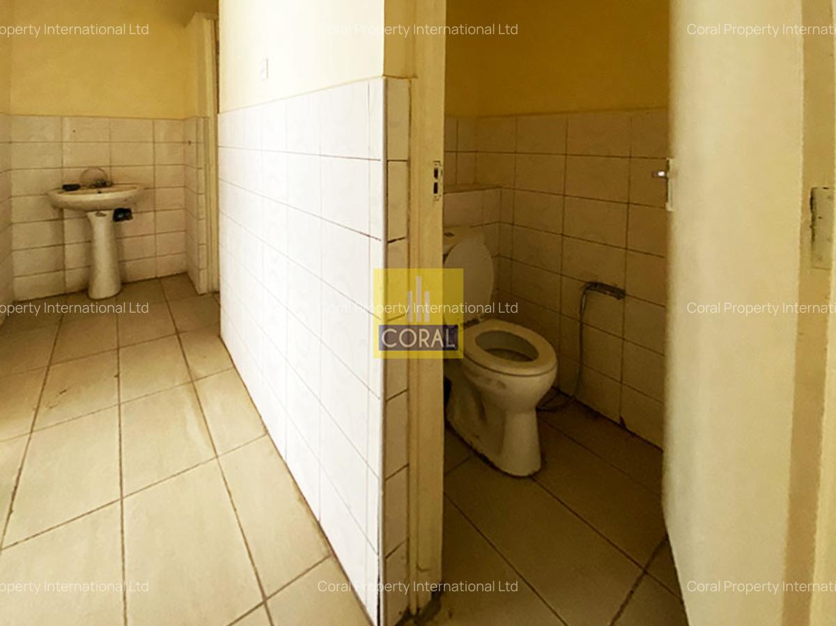 8,000 ft² Warehouse with Backup Generator in Mombasa Road - 4