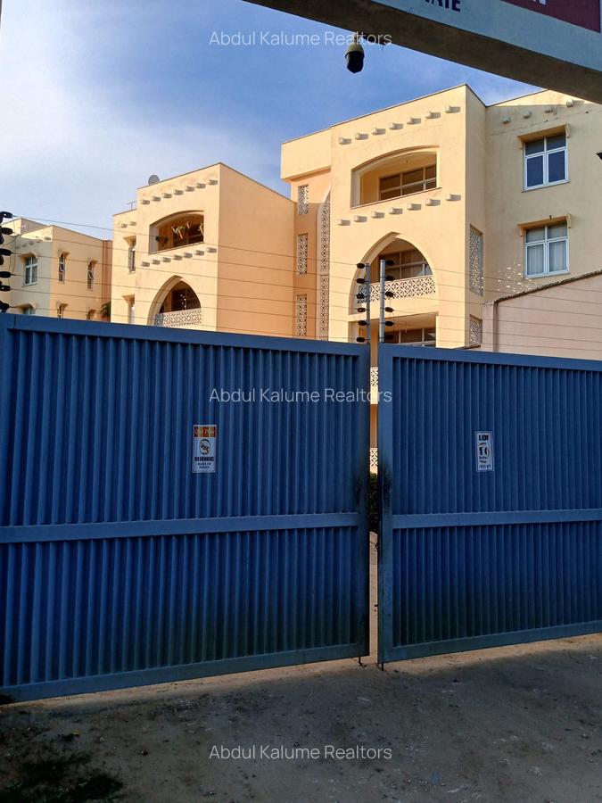 Serviced 2 Bed Apartment with En Suite at Mtwapa - 5