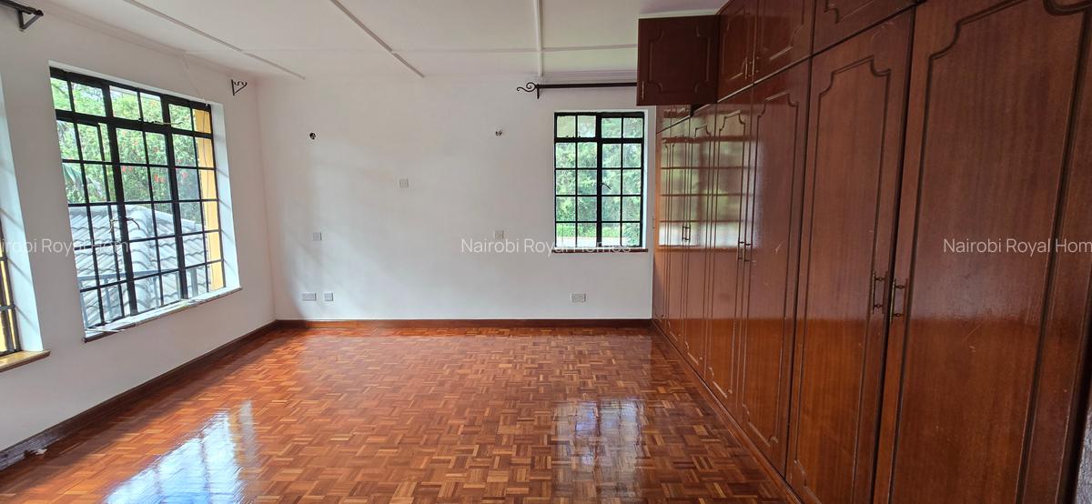4 Bed Townhouse with En Suite at Lavington Green - 16
