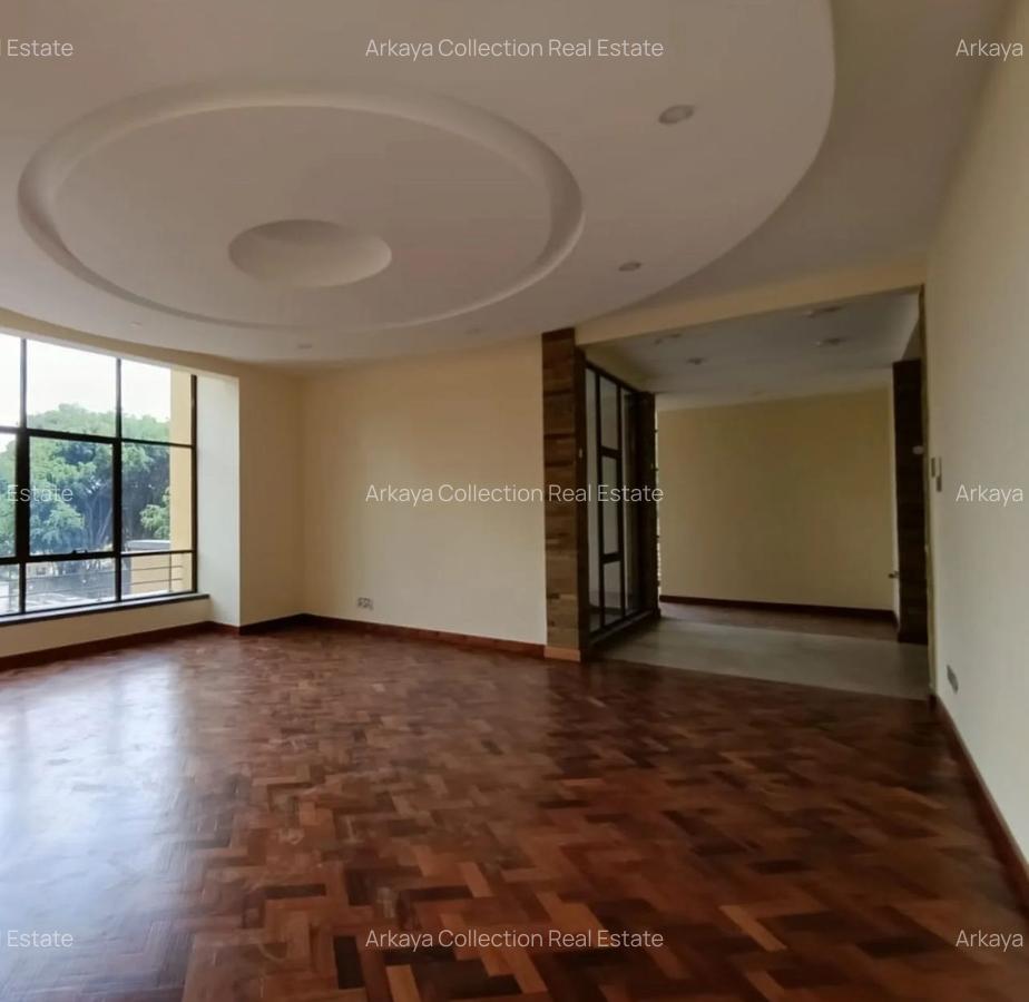 5 Bed Townhouse with En Suite in Lavington - 7