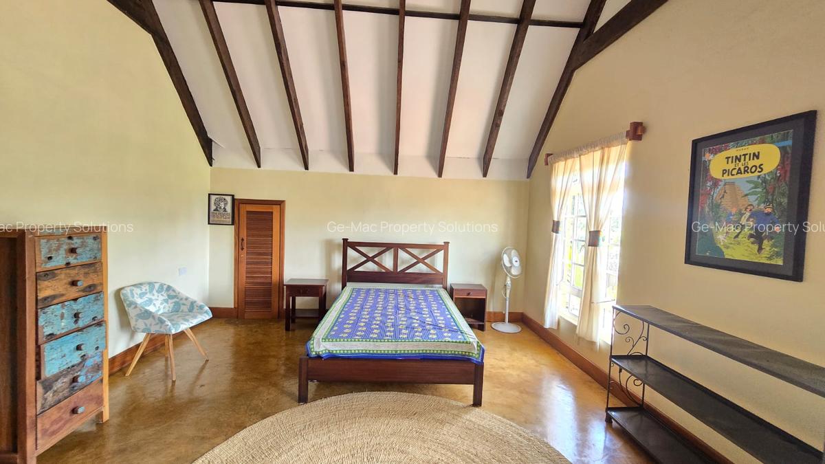 4 Bed House with En Suite in Runda - 6