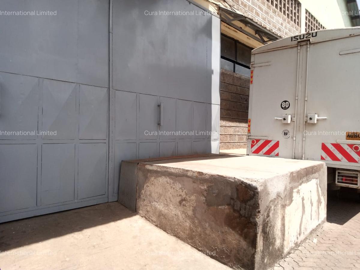 5,250 ft² Warehouse in Ruaraka - 2