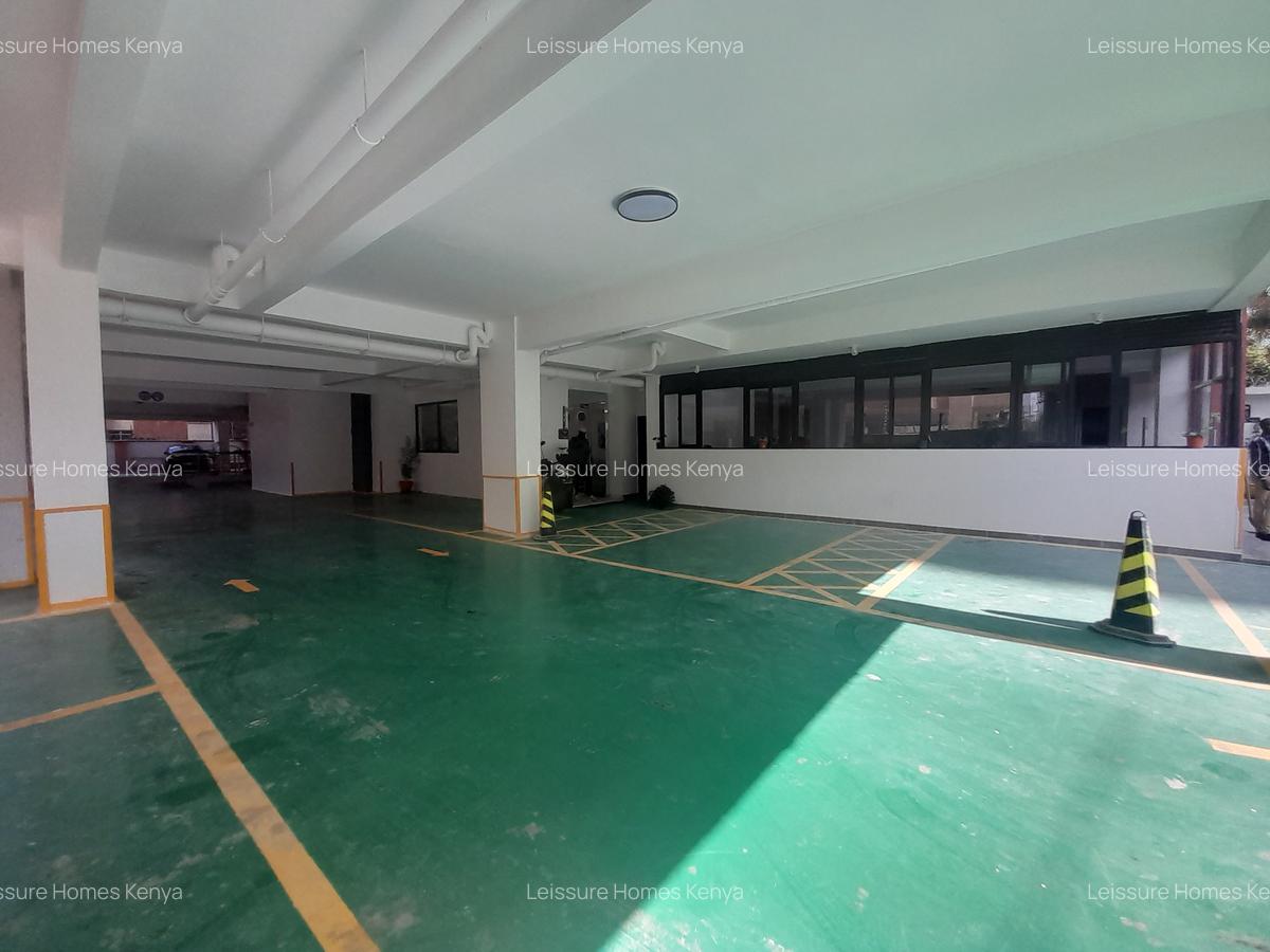 Studio Apartment with Gym at Wood Avenue - 15