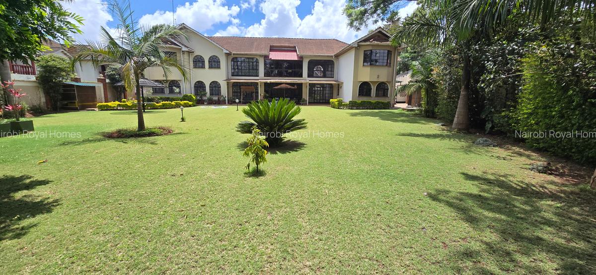 5 Bed Townhouse with En Suite at Nyari Close - 3
