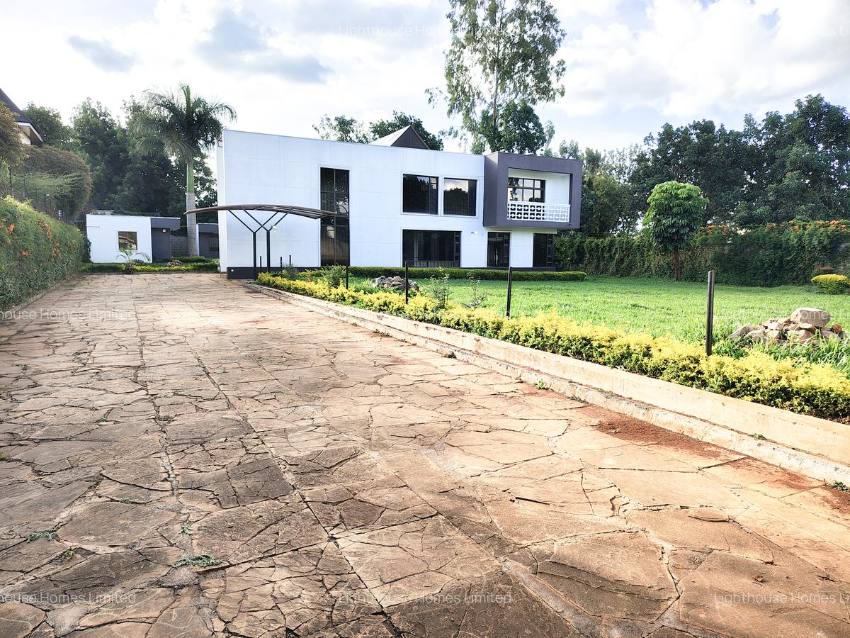 6 Bed House with En Suite at Runda - 1