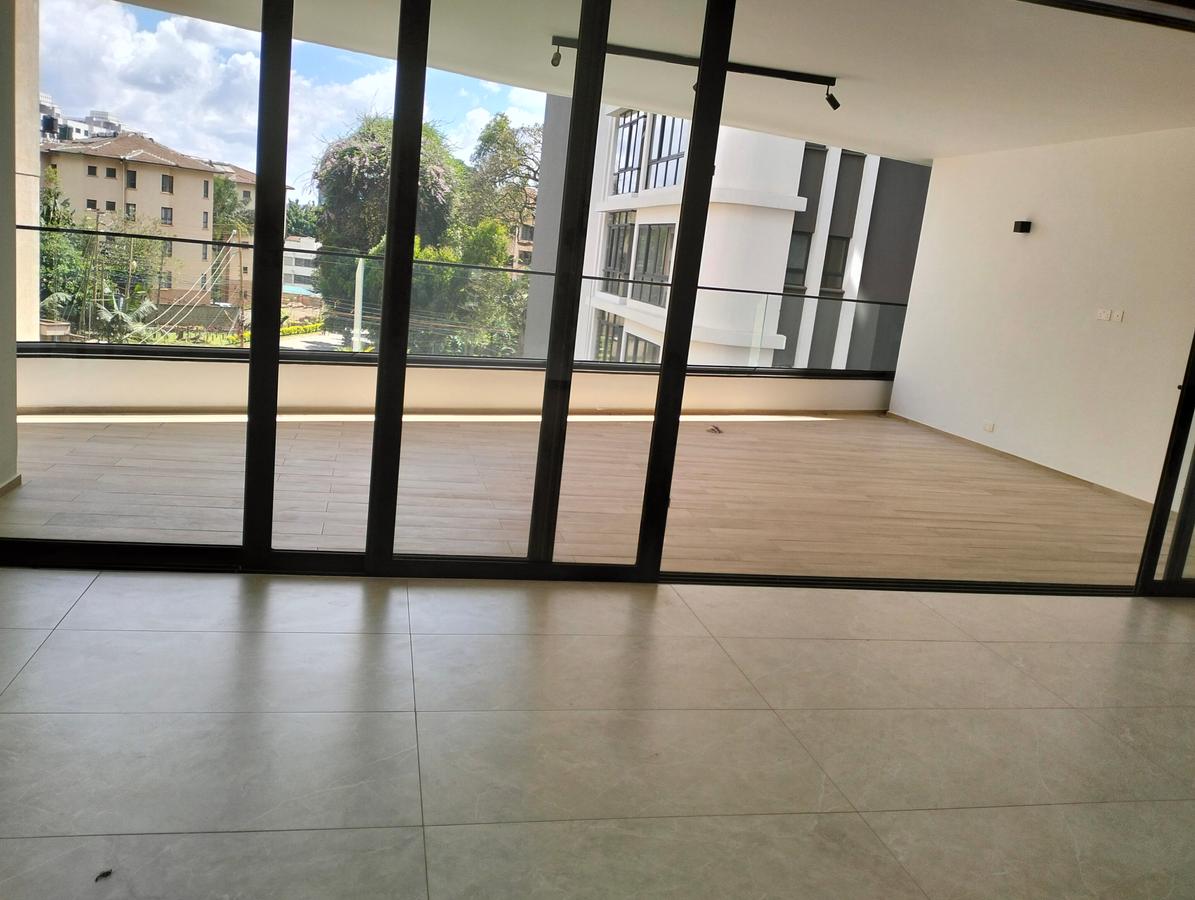 5 Bed Apartment with En Suite in Westlands Area - 5