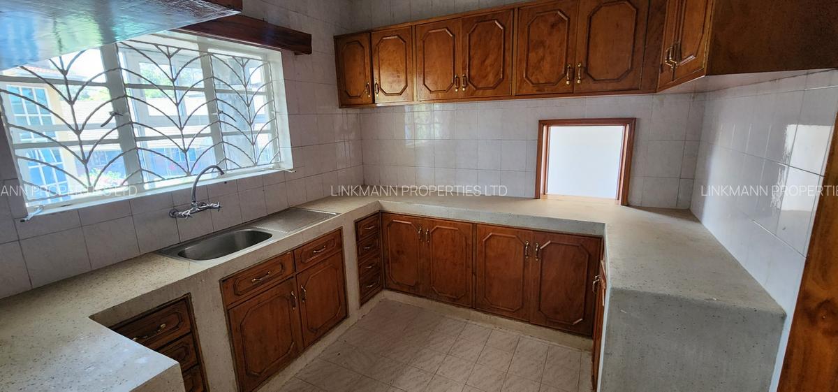 1,000 ft² Office with Service Charge Included at Waiyaki Way - 6