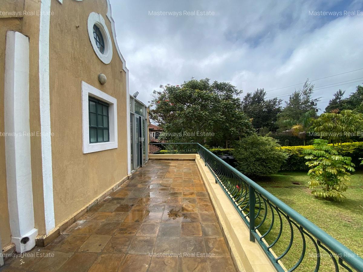 5 Bed Villa with En Suite in Runda - 15