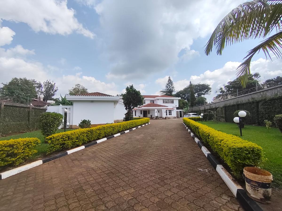 5 Bed House with Swimming Pool in Runda - 5