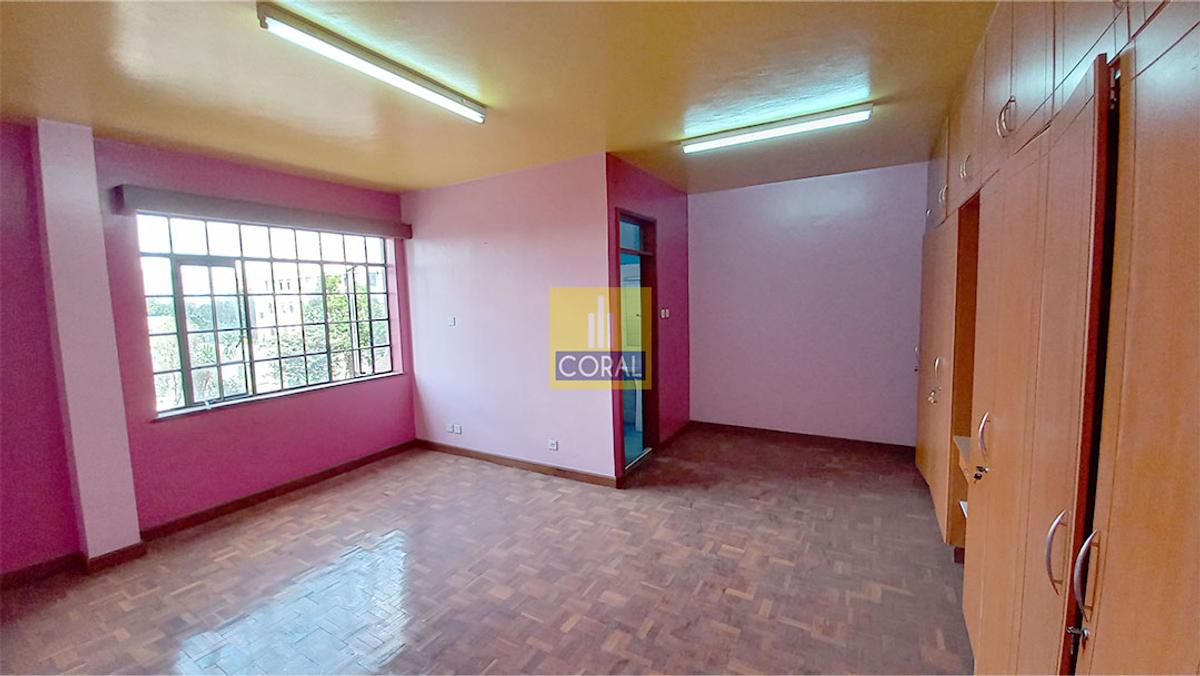 3 Bed Apartment with Backup Generator in Parklands - 11