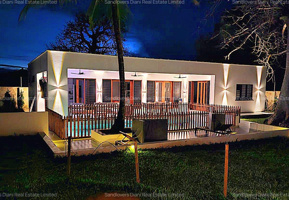 4 Bed Villa with En Suite in Diani - 11