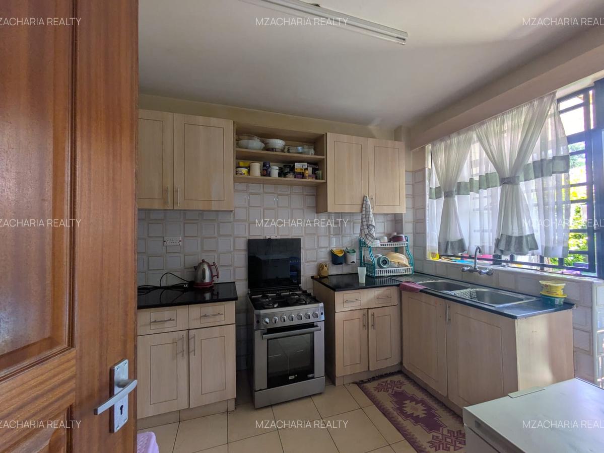 4 Bed House with En Suite in Kitisuru - 11