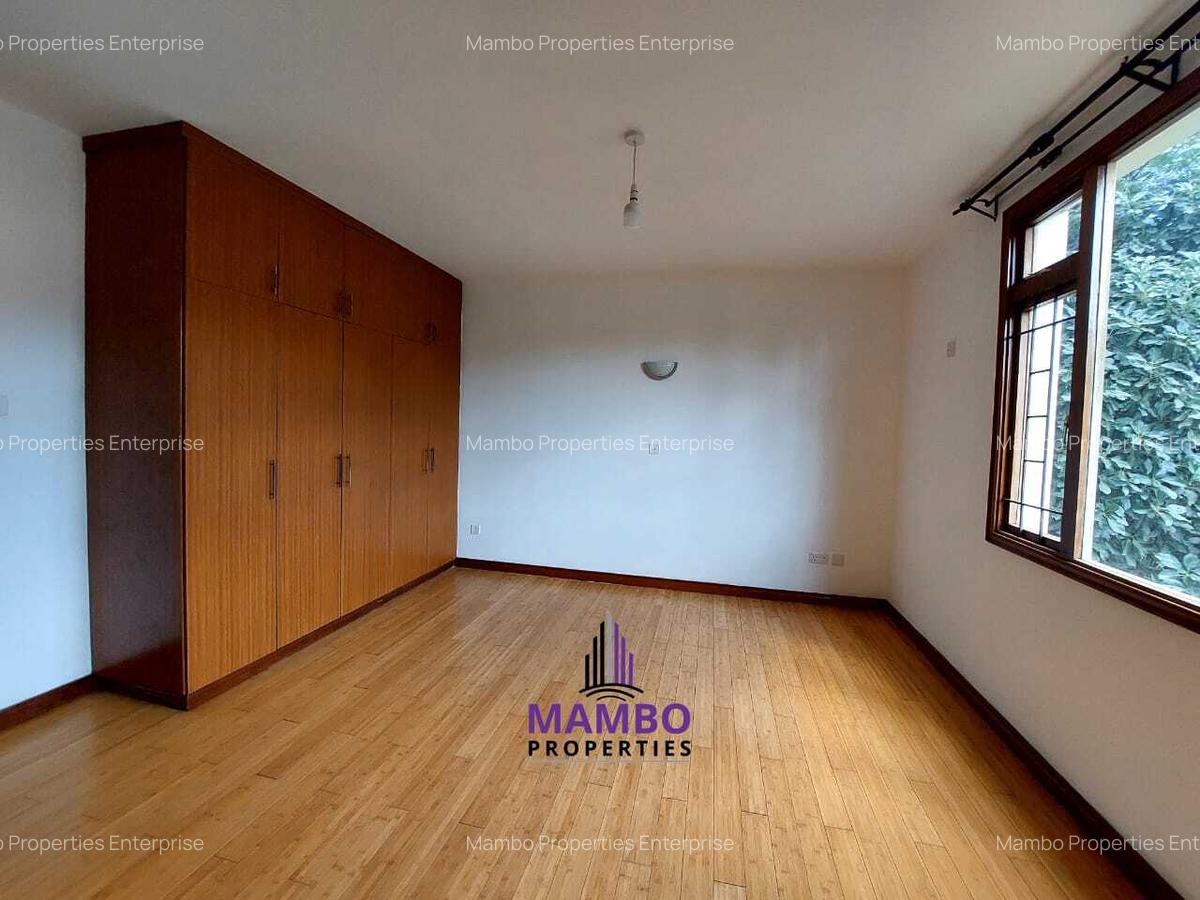 3 Bed Apartment with En Suite at Riverside Drive - 13