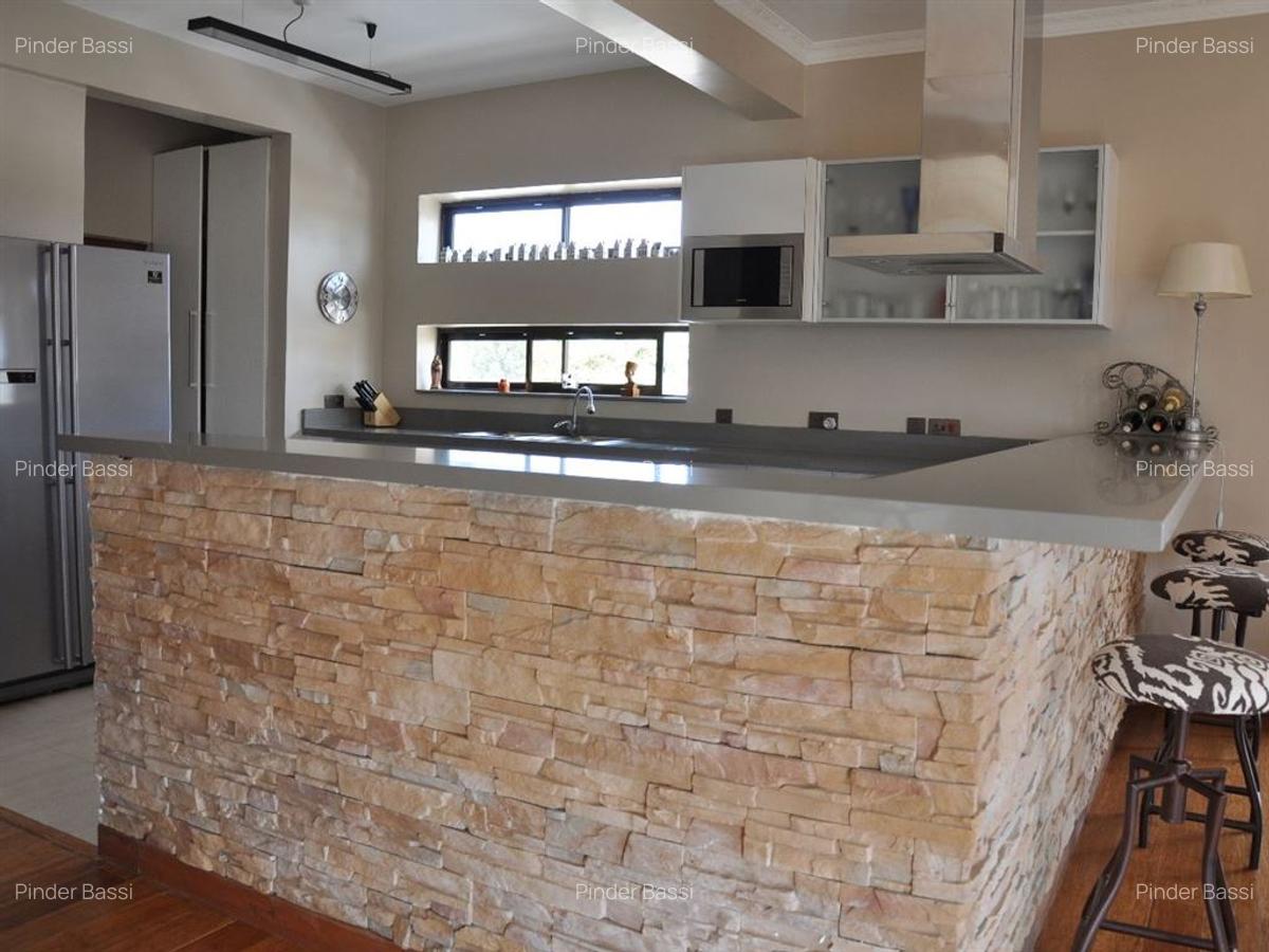 Serviced 3 Bed Apartment with En Suite in Lavington - 9