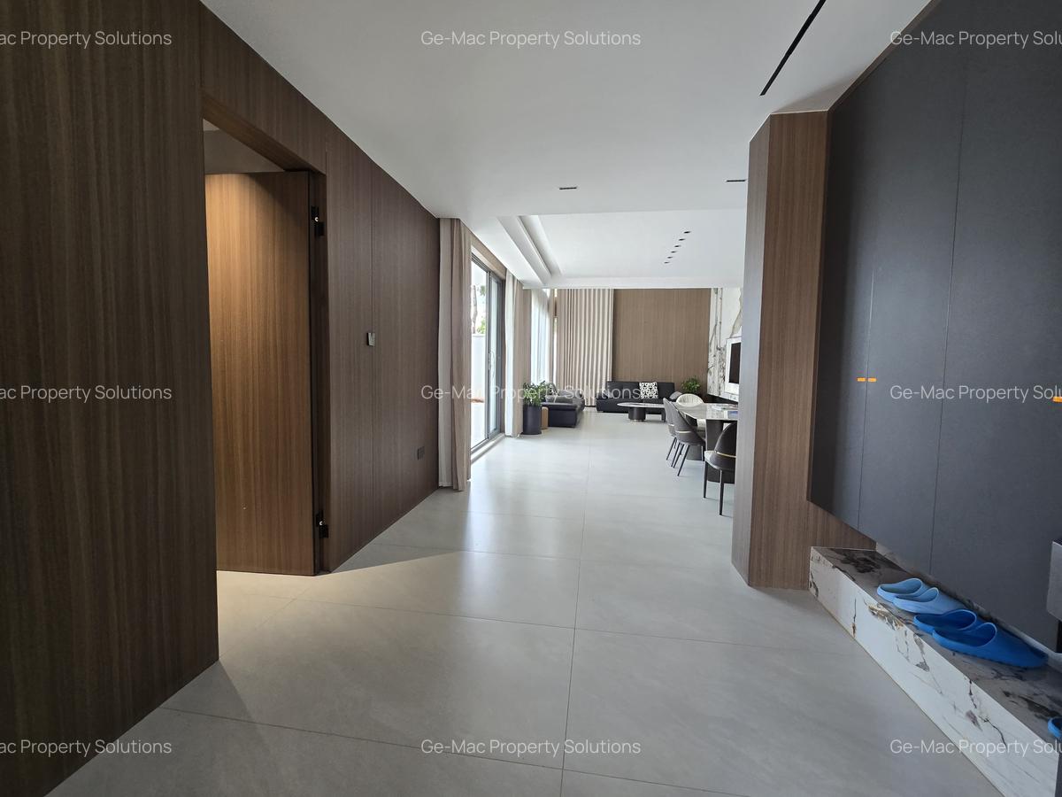 5 Bed Villa with En Suite in Lavington - 13