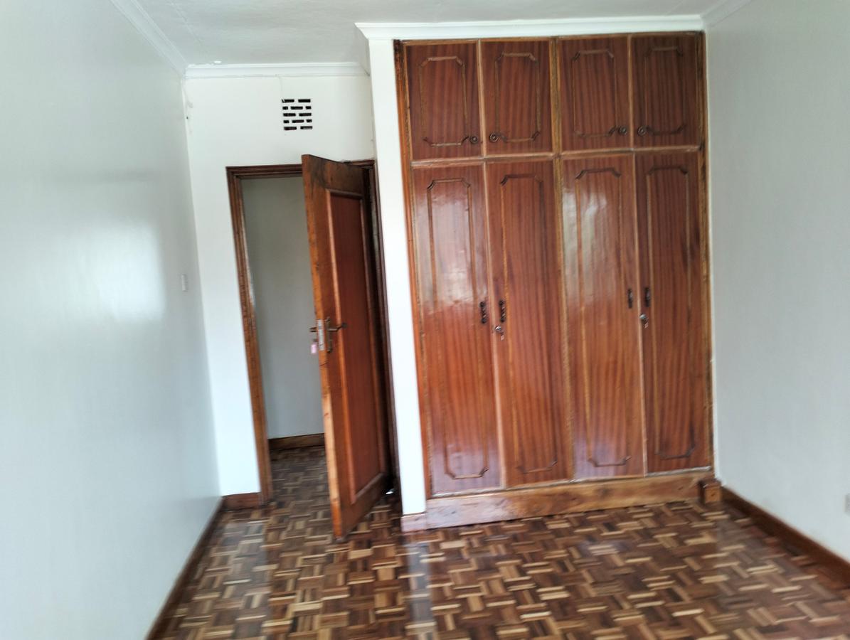 5 Bed House with En Suite in Loresho - 15