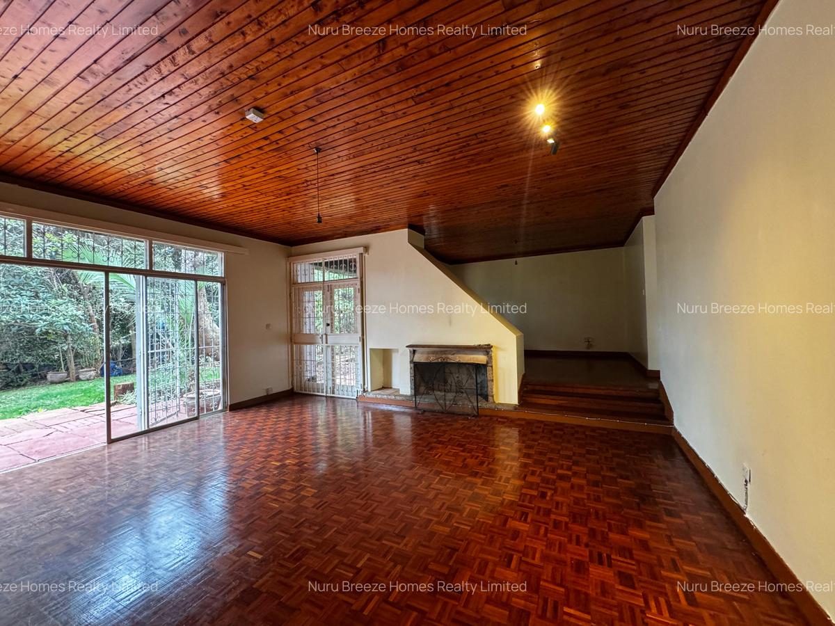 4 Bed House with En Suite in Loresho - 11